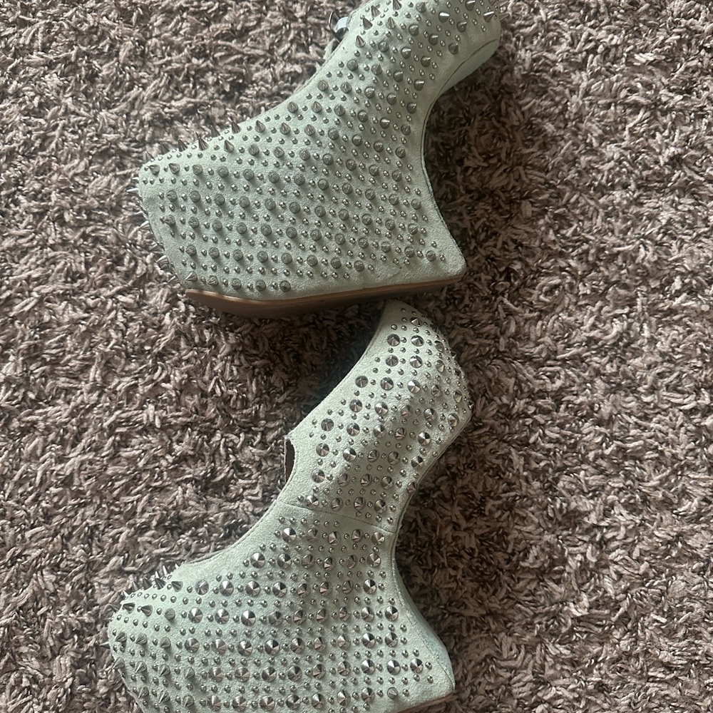 Jeffrey Campbell Studded Platform Wedges - Light Green - Picture 4 of 5